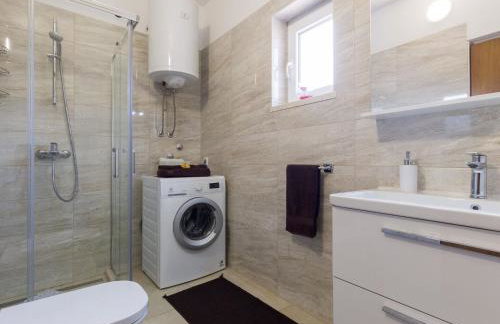 Apartment Ani - Two Bedroom Apartment with Terrace and Garden View - Foto 16