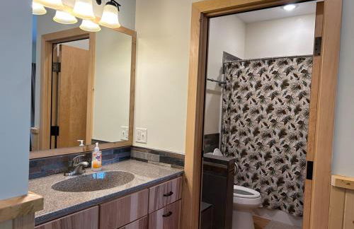 The Lodge at Pine Cone Lodge for Large gatherings! - Foto 32