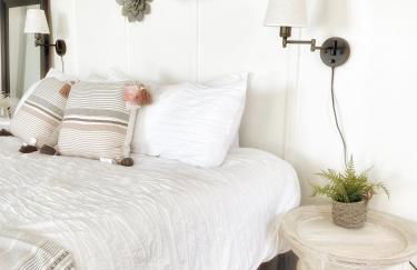 The Shack Inn - Photo 10