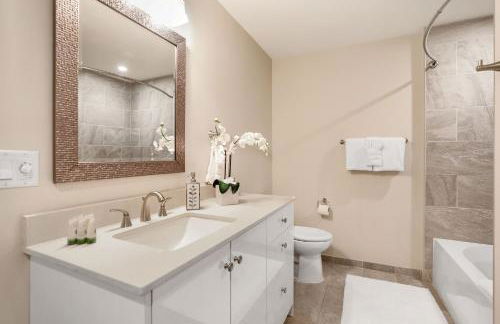 Modern Condos in California Building by Hosteeva - Foto 74