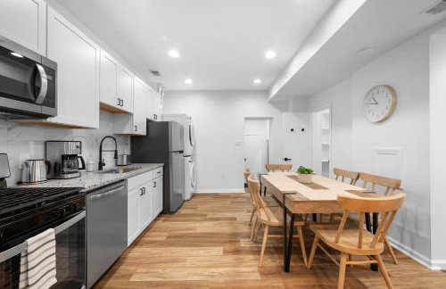 Central Lawrenceville 1B Bright and Stylish 2 Bedroom Apartment with Free Street Parking - Foto 5