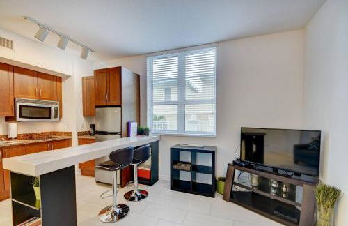 One bedroom in amazing condoBeach pass included! - Foto 7