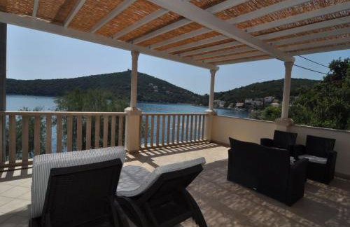 Holiday home Marina- beachfront, sea view and free parking - Photo 8
