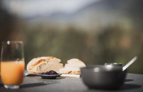 BERGSUCHT-Ruhpolding, Traumlage am sonnigen Südhang, kostenlose Parkplätze, schnelles WLAN, ruhige Sackgasse, NETFLIX inklusive - Foto 78