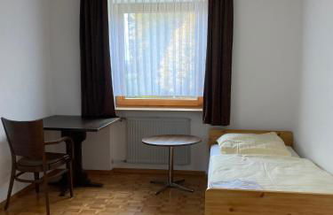Ruhige 4 Zimmer EG-Wohnung Z1 - Foto 1
