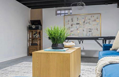 Pool Table and Fireplace by LCP Collection - Foto 11