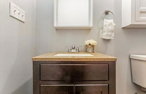 Fully Furnished Condos Near St Charles - Foto 46