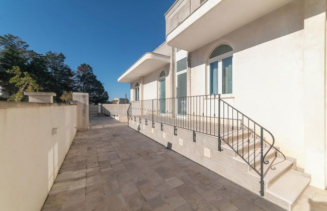 Casa Kalliste In Town - Photo 23