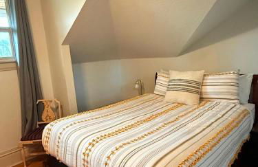 University House - Photo 8