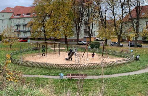 Ruhig - Privatparkplatz - barrierearm Quiet - private car park - low barrier - Photo 26