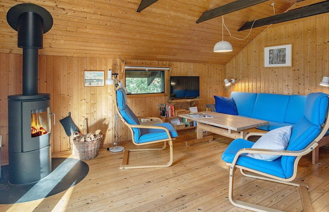 4 Person Holiday Home in Martofte - Photo 11