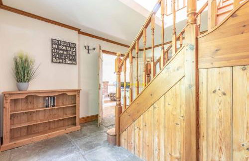 Chestnut Cottage - Stunning Countryside Views! PARKING, 4 BED, 3 BATHROOMS - By Tempstay - Foto 19