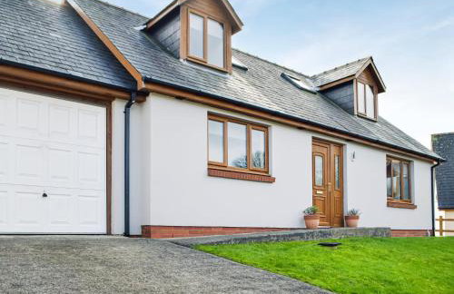 Ty'n-Y-Canol - Foto 1