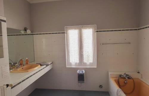 Les Saffres - gîte de charme pour 8 personnes - Foto 15