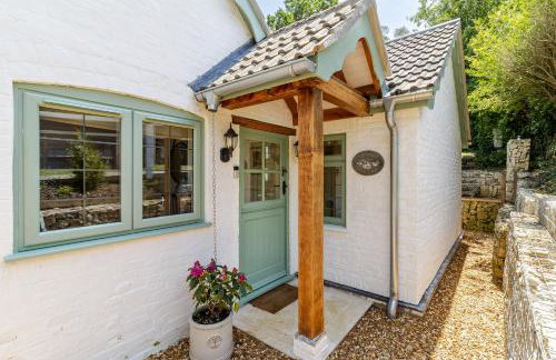 Stable Cottage - Photo 2