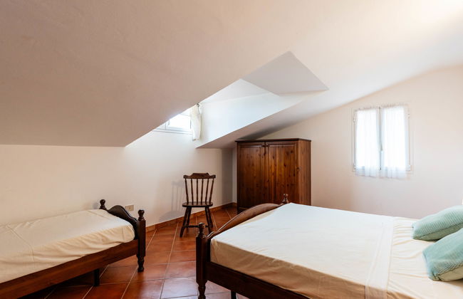 2 bedroom Apartment in Diano Castello with swimming pool and garden - Photo 10