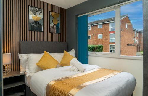 Free Parking New Modern Gem in Harrow - Photo 14