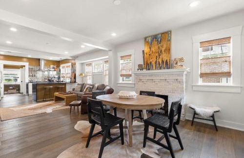 SoHo Serenity - Amazing Home with Private Pool & Hot Tub, SoHo District - Foto 4