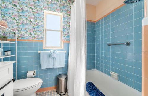 Visit Nonna's Beach Cottage & Enjoy the Sunshine with a Short Walk to the Beach! - Foto 21