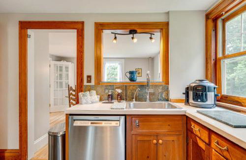 Family-Friendly Retreat in Barre 2 Spacious Decks - Photo 11