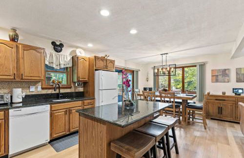 Pocono's Resort | Fire Pit, Jacuzzi, Winter Sport - Foto 49