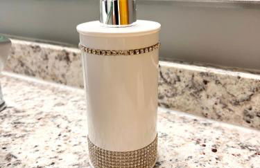 Luxury Townhome Jacksonville, NC - Foto 68