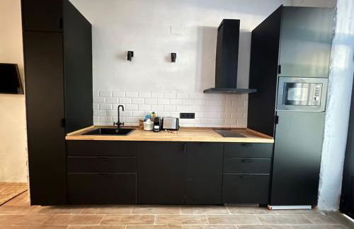 Studio next to Parque del Oeste - Photo 13