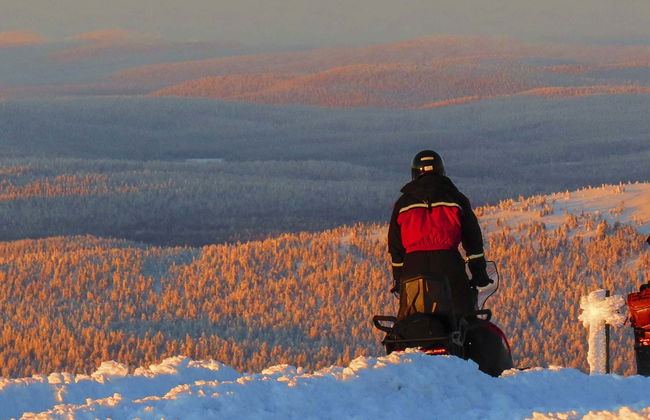 Balade en motoneige sous les aurores boréales - Photo 5