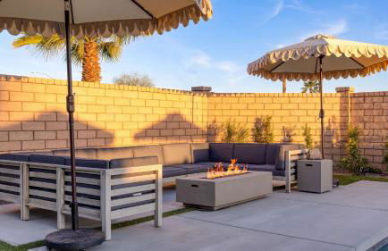 Desert Eden by Avantstay 6BR w/ Ensuite Backyard Oasis w/ Pool & Hot Tub! - Foto 8