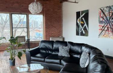 420 Friendly SKYLINE view Downtown Loft FREE Parking - Foto 9