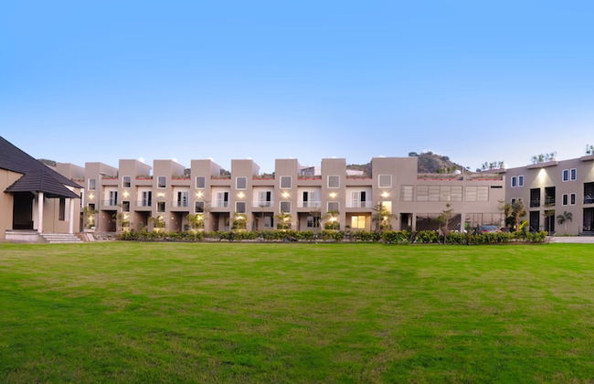 SAMBHAV VILLAS - Photo 35