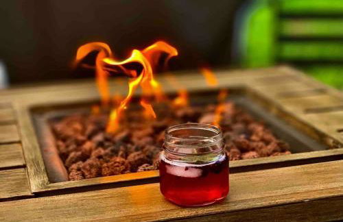 Luxe Spa Cabin: Hot Tub + Sauna + Fire - Foto 6