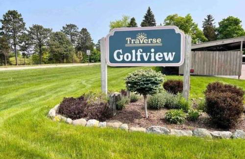 Modern Golfview Condo near the Grand Traverse Bay - Foto 28