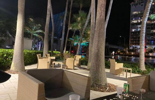 Ocean Breeze Condo - Intracostal and Ocean views at GalleryOne - Foto 23