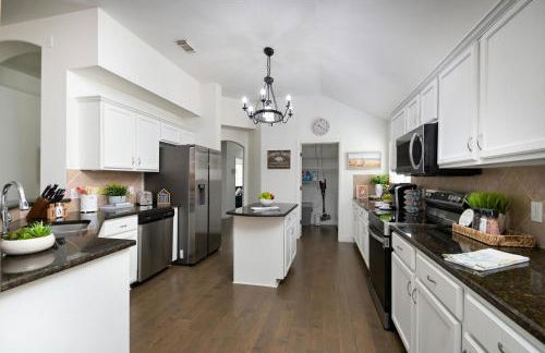 Texas Luxury Home 2 - Photo 15