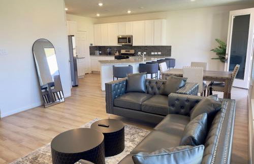 Spacious 3BR with Loft and Patio - Foto 4