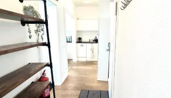 Central Apartment for up to 10 Guests - Foto 4