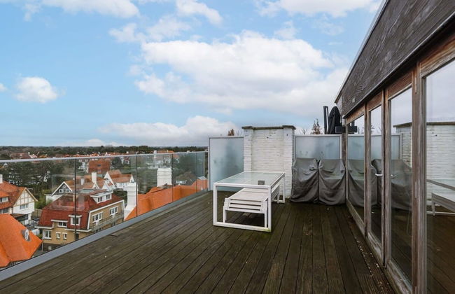 Modern Apartment With Terraces and Parking - Photo 25