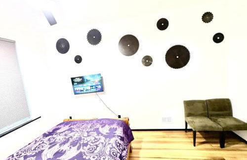 The Upstairs Escape - Foto 22