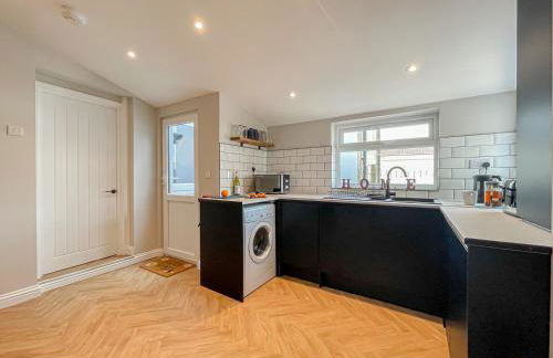 Mulberry House, Dowlais - Photo 32