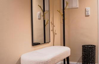 Haus der Weine - Foto 37