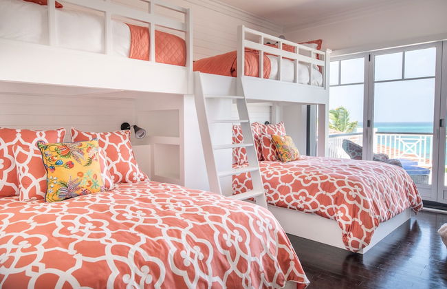 Island Haven: Oceanfront Retreat With Infinity Pool - Foto 3