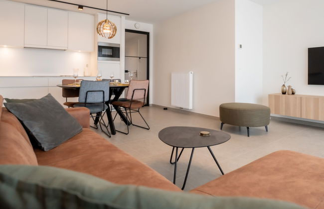 2 bedroom Apartment in Ostend with garden - Photo 9