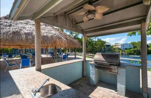 New Lagoon-front townhouse with Marina Day Dreams Key Largo - Foto 25