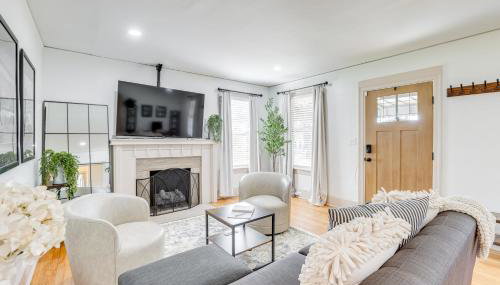 Walk to Amphitheater and Stadium Home with Deck! - Foto 2