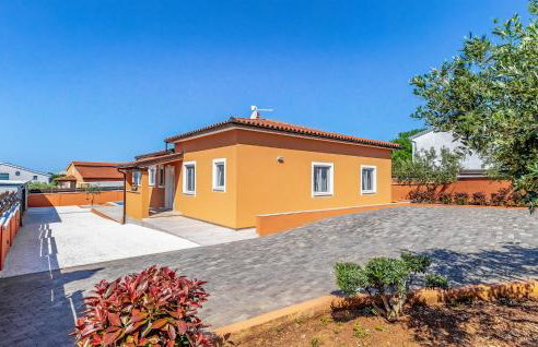 Amazing Home In Pula With Kitchen - Foto 19