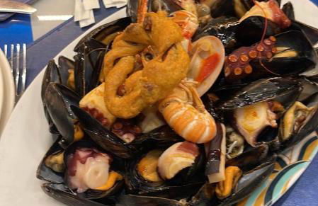 Vesux Apartments - Photo 17