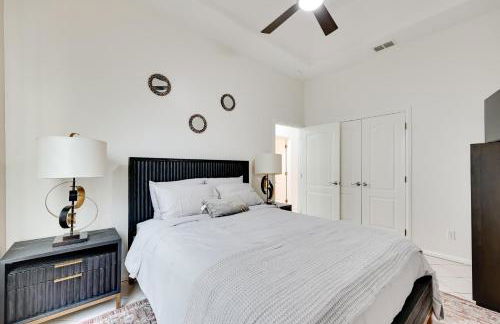 Fenced Yard Home Near Hospitals in Edinburg! - Photo 19