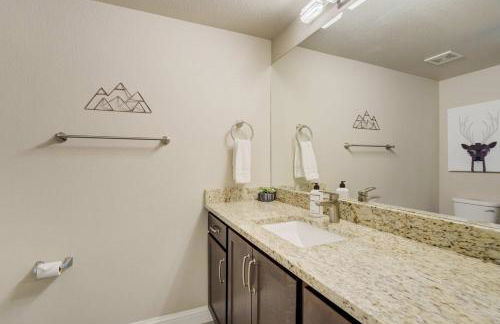 Westland Estate Entire Duplex near Historic OCC - Foto 40