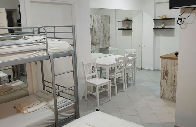 Super Economy Studio Located On the Ground Floor No Balcony - Photo 7